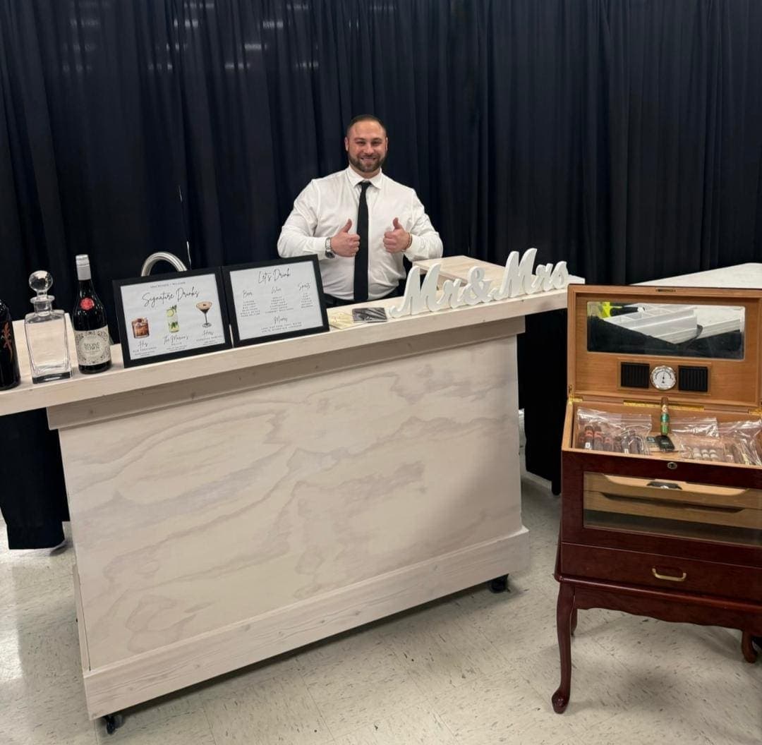 Mobile Bar experience by Bottoms Up Luxury